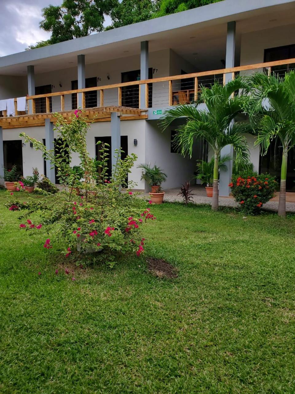 Hotel El Viajero 拉利伯塔德 外观 照片